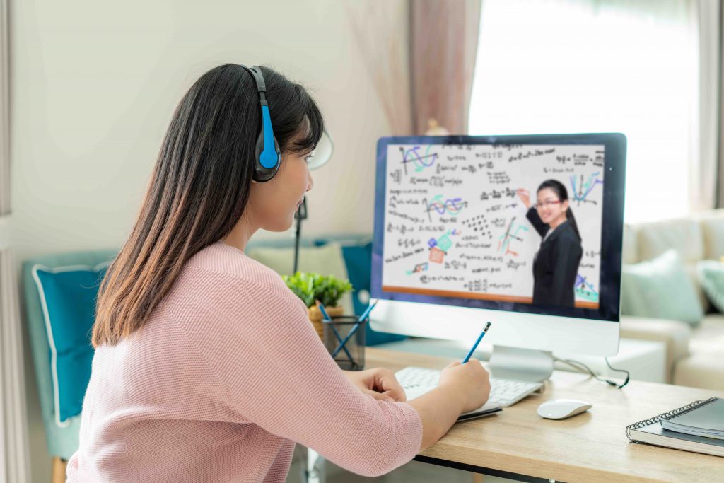Pitfalls to Avoid When Localizing eLearning